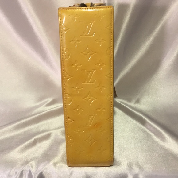 SOLD...Authentic Louis Vuitton Columbus Tote (LV) - Picture 4 of 8